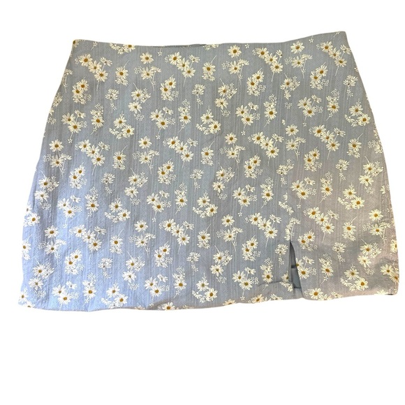 🔆 Altar'd State Blue Floral Mini Skirt / Crop Matching set - Large - Picture 3 of 5